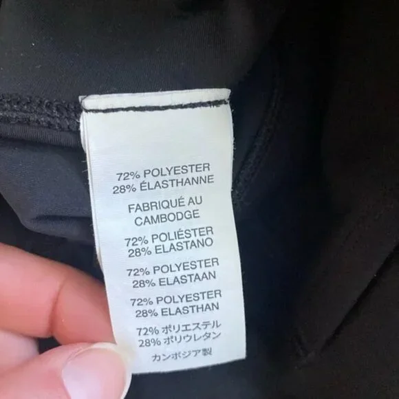 Studio Pocket Legging Size Small (Long Length) - Picture 11 of 11